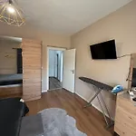 Luxury House * טיראנה