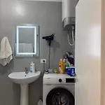דירה Luxury House טיראנה