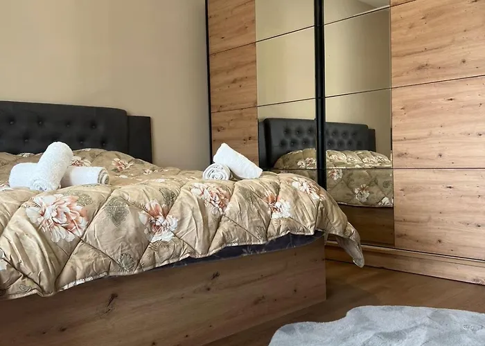 아파트 Luxury House *