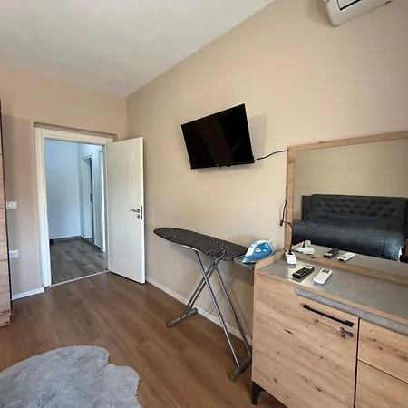 Luxury House * Тирана
